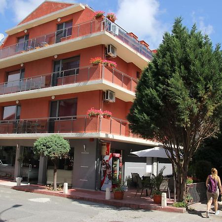 Aparthotel Elly 帕莫瑞 外观 照片